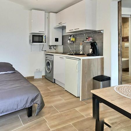 Bleu Lavande - Coquet Appartement Ambiance Village Истр Экстерьер фото