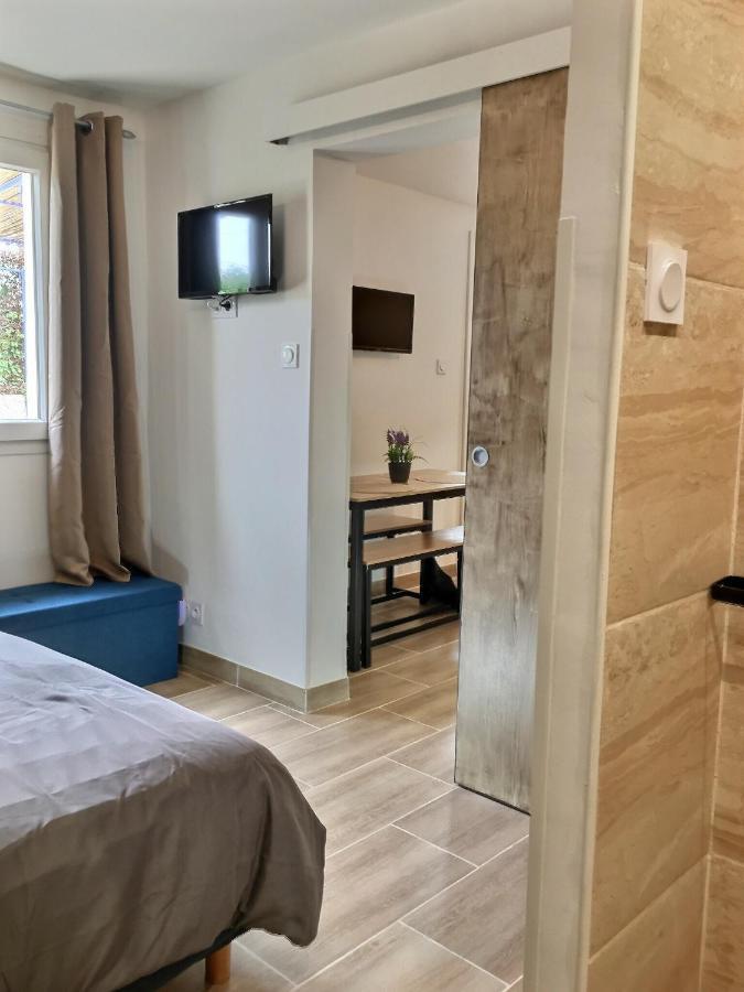 Bleu Lavande - Coquet Appartement Ambiance Village Истр Экстерьер фото