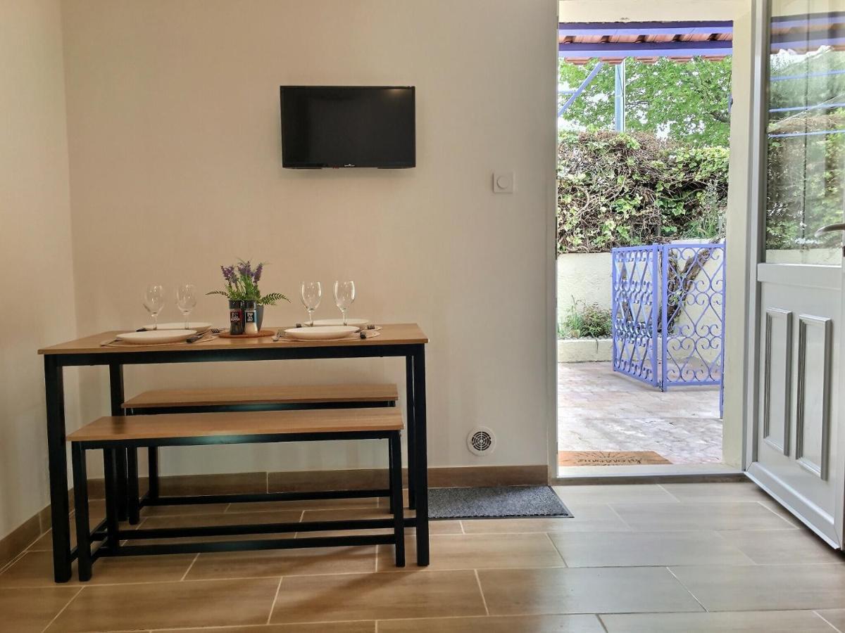 Bleu Lavande - Coquet Appartement Ambiance Village Истр Экстерьер фото