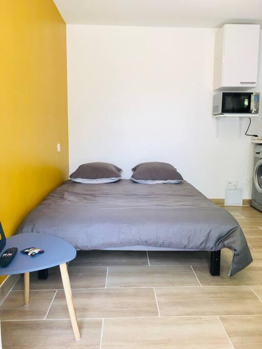 Bleu Lavande - Coquet Appartement Ambiance Village Истр Экстерьер фото